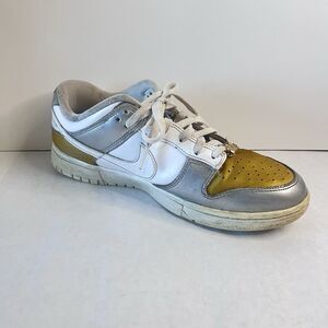 Nike Dunk SE Low Silver Gold Metallic Streetwear Women Sneakers Size 9.50